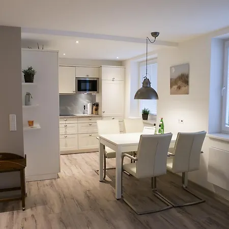 アパート Am Aquarium *