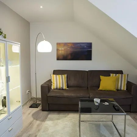 アパート Am Aquarium *